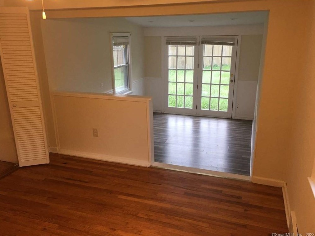 31 Ives St, New Haven CT 06518-2235 exterior