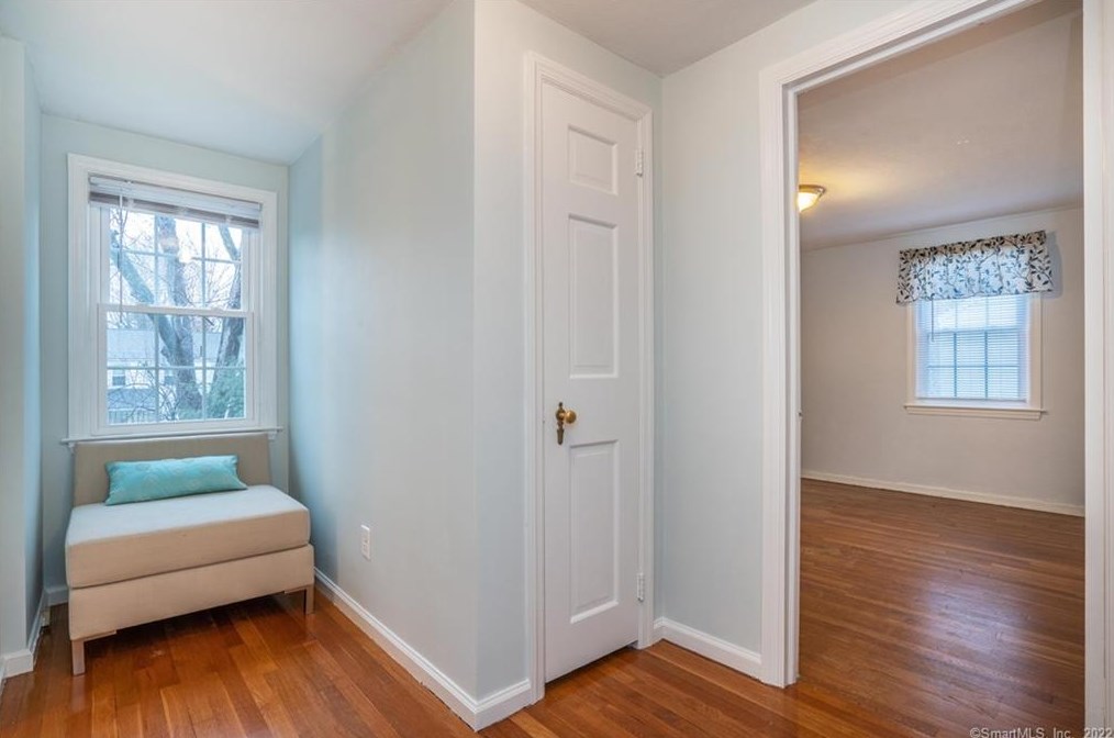 11 Dorset Rd, Hartford CT 06119-1313 exterior