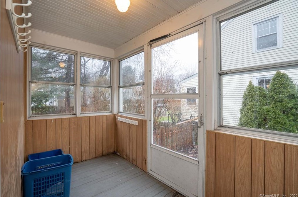 11 Dorset Rd, Hartford CT 06119-1313 exterior