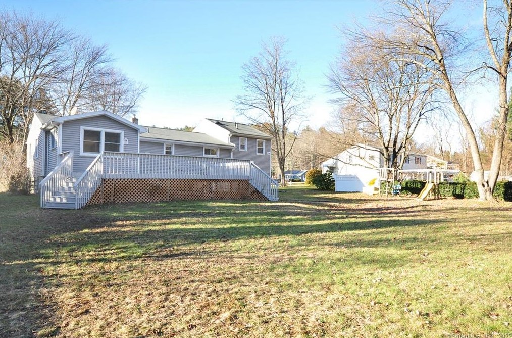 44 Simsbury Manor Dr, Simsbury CT  06089-9749 exterior