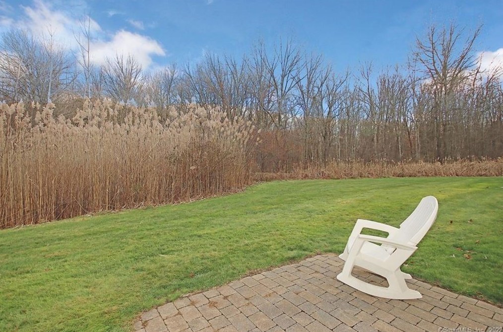 66 Boysenberry Ct, Suffield CT  06078-2179 exterior