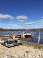 1 Brookwood Dr, Rocky Hill CT  06067-2742 exterior