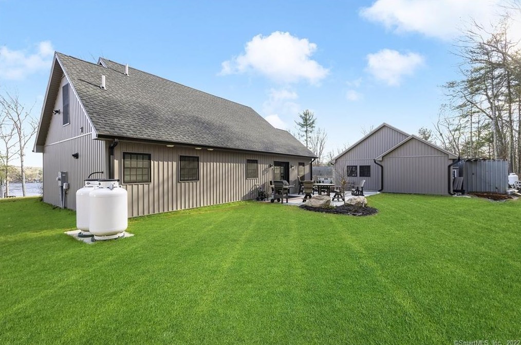 49 Smith Rd, Moosup, CT 06354