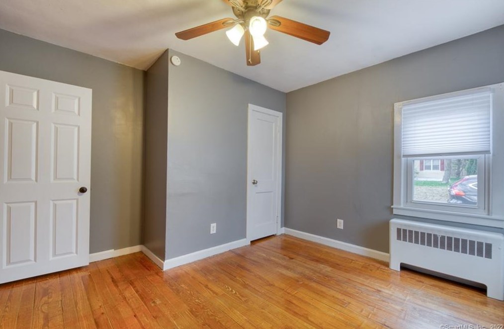 54 Campbell Ave, Vernon CT  06066-5404 exterior