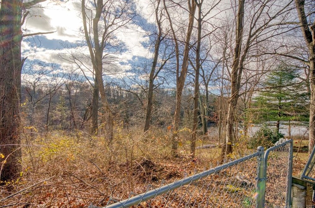 54 Campbell Ave, Vernon CT  06066-5404 exterior