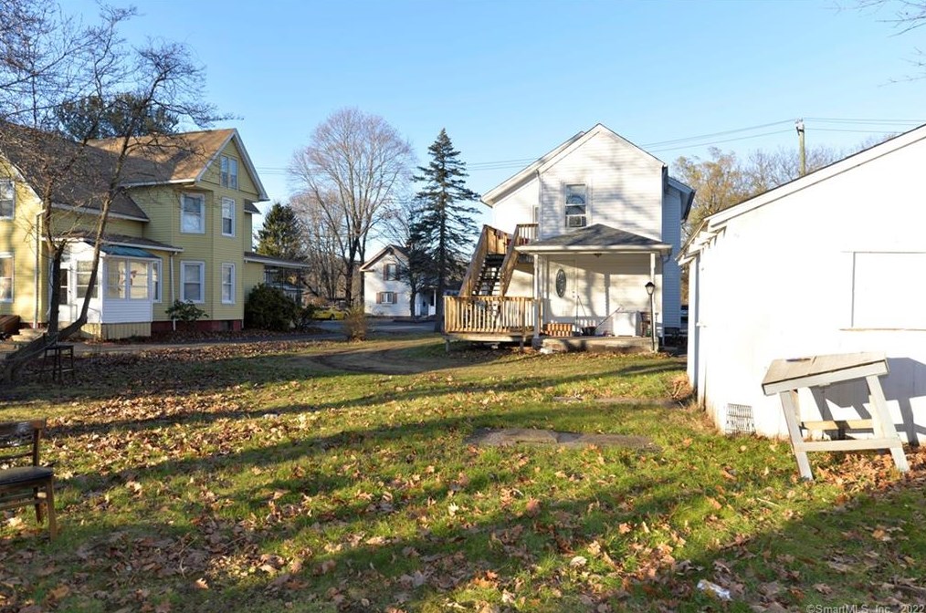 92 Cutlery Ave, Meriden CT  06451-5114 exterior