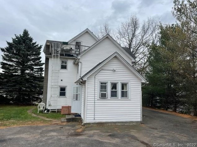 700 Main St, Plantsville CT  06479-1545 exterior