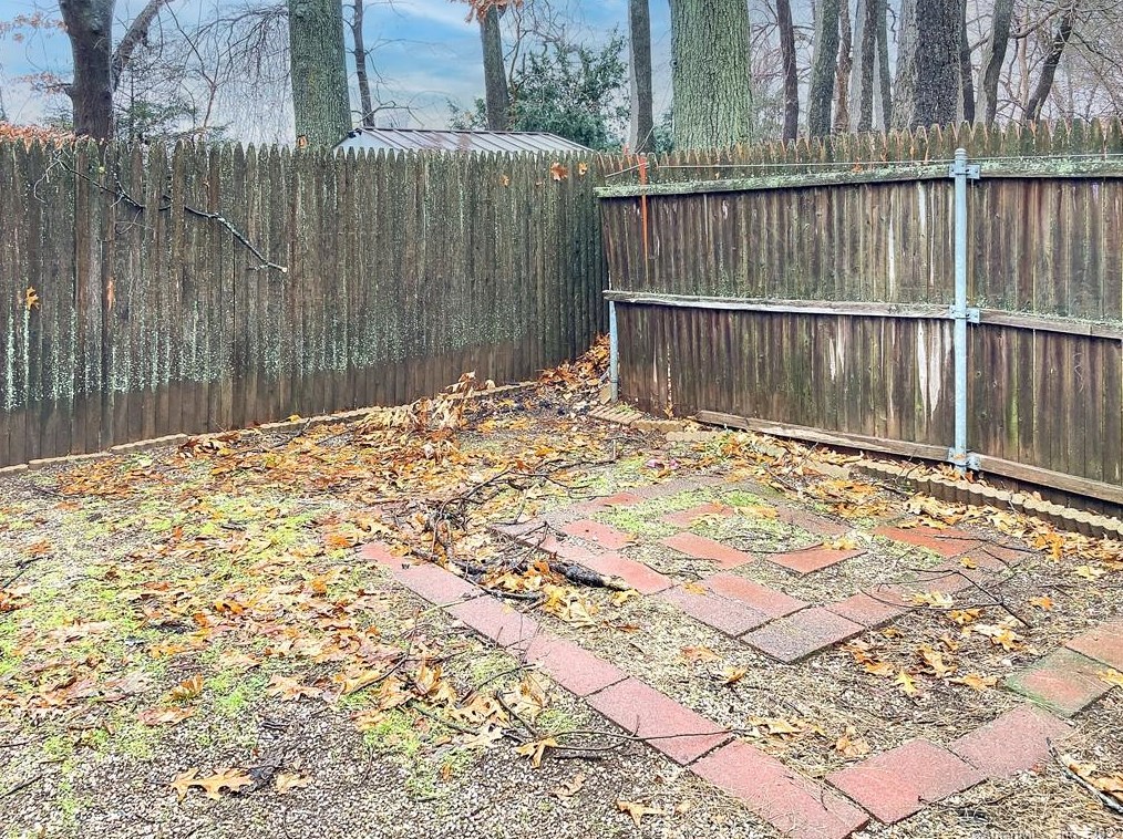 466 Middletown Ave, New Haven CT  06513-1048 exterior