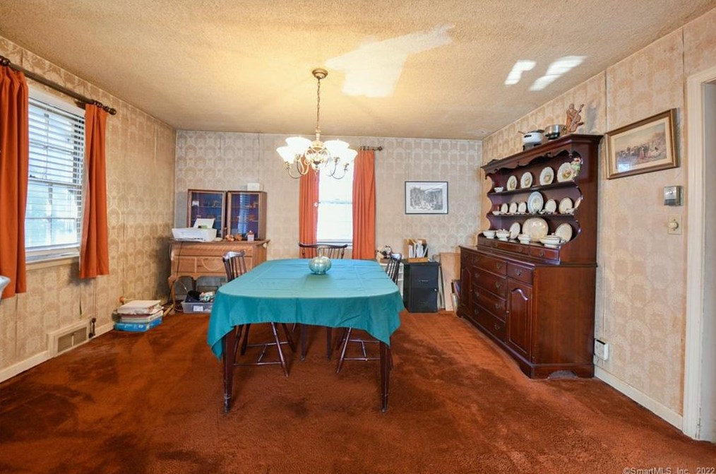 12 Pratt St, Rocky Hill CT  06067-2613 exterior