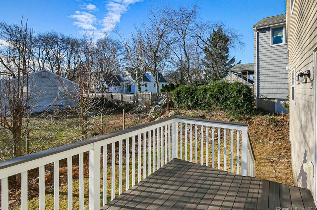 144 Bullard St, Fairfield CT  06825-3717 exterior