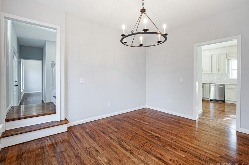 144 Bullard St, Fairfield CT  06825-3717 exterior