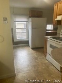 96 Pearl St, Meriden CT  06450-4507 exterior