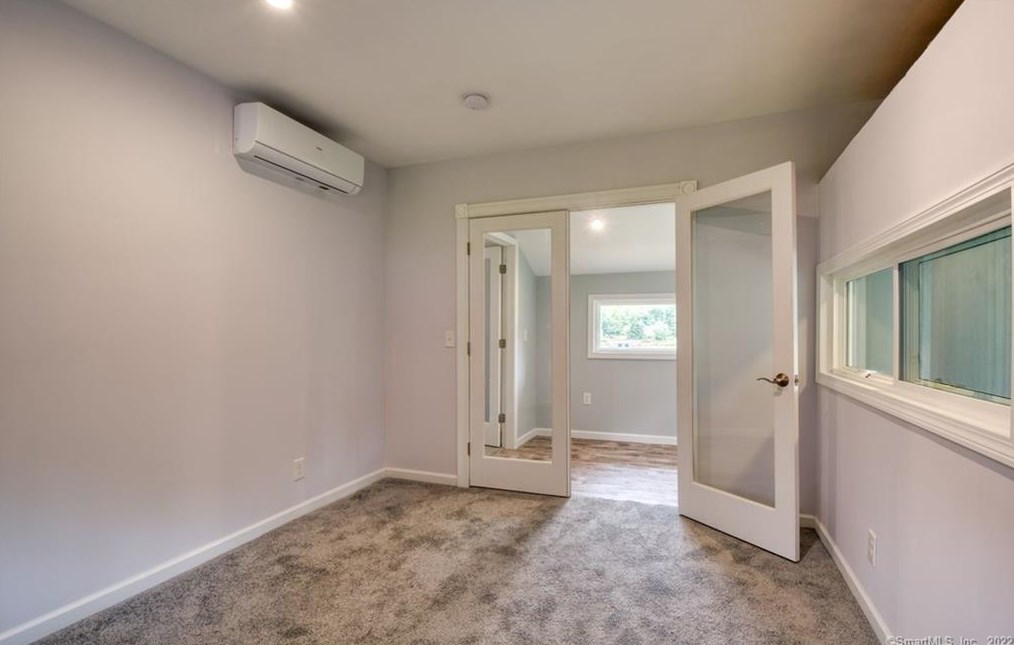 43 Lake Dr, Chesterfield CT  06370-1042 exterior