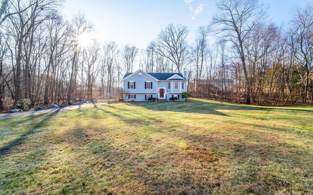 422 Jones Rd, Union City CT  06770-1533 exterior