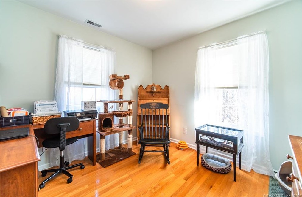 422 Jones Rd, Union City CT  06770-1533 exterior