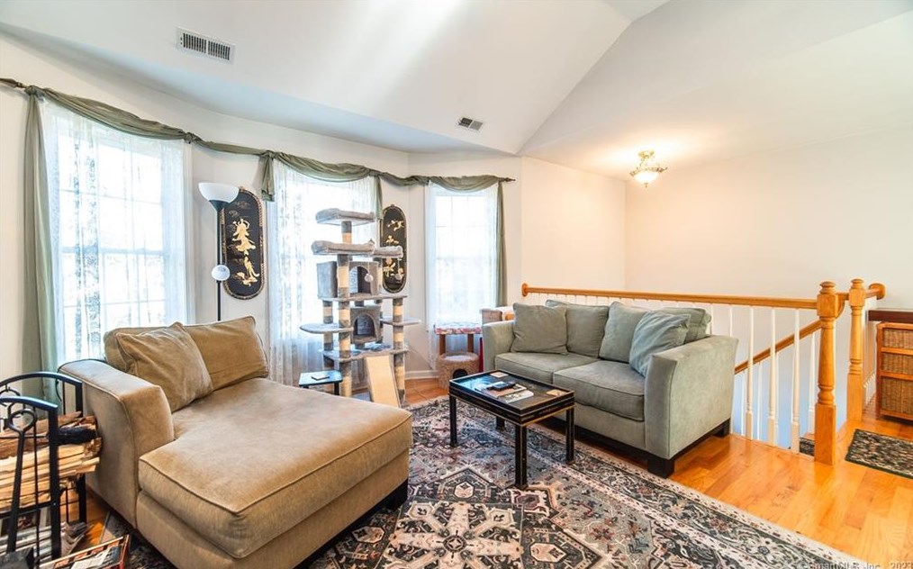 422 Jones Rd, Union City CT  06770-1533 exterior