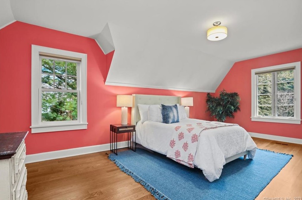 57 Nearwater Ln, Tokeneke CT  06820-5628 exterior