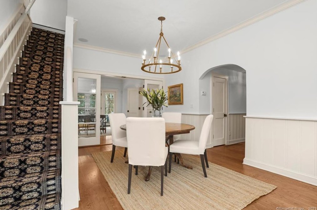 57 Nearwater Ln, Tokeneke CT  06820-5628 exterior