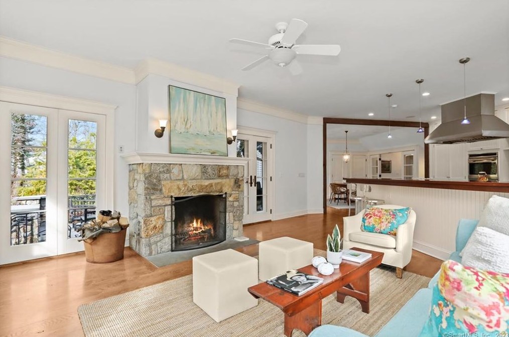 57 Nearwater Ln, Tokeneke CT  06820-5628 exterior