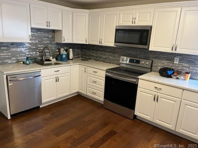67 Crown Street Ext, Meriden CT  06450-7704 exterior