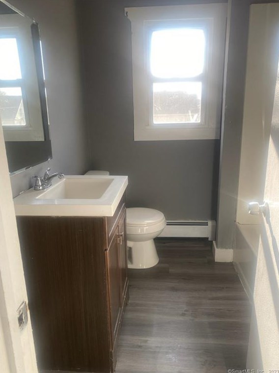 24 North St, Meriden CT  06451-3007 exterior
