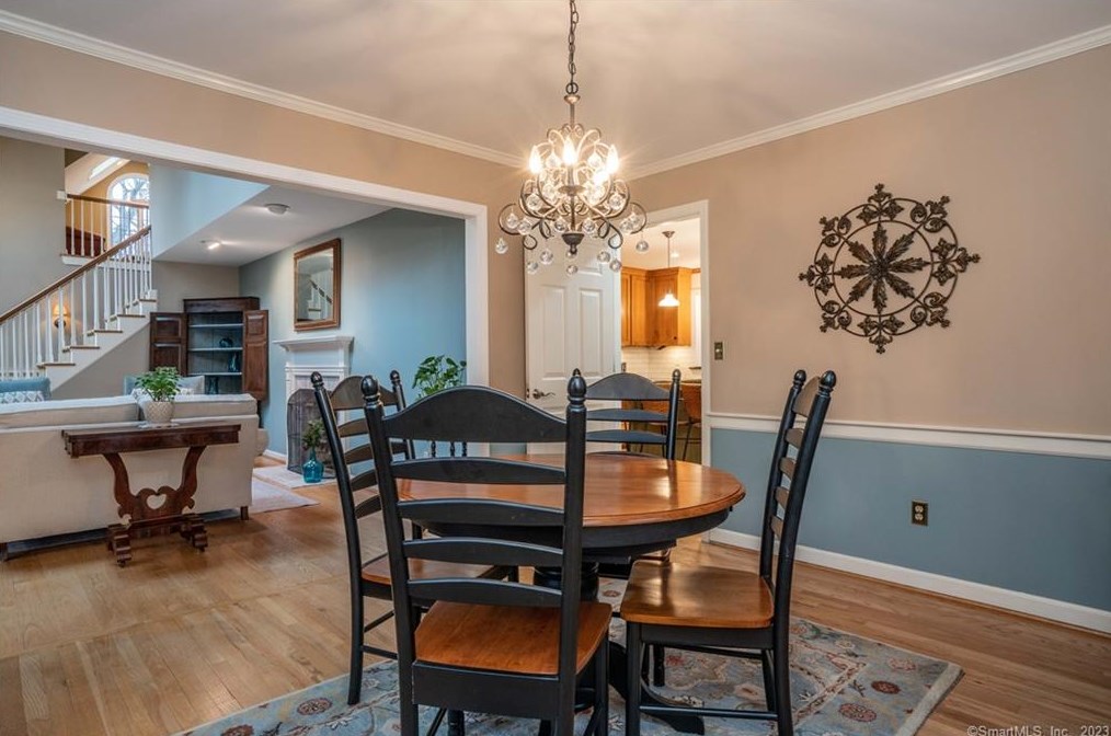 34 Taine Mountain Rd, Unionville CT  06013-1912 exterior