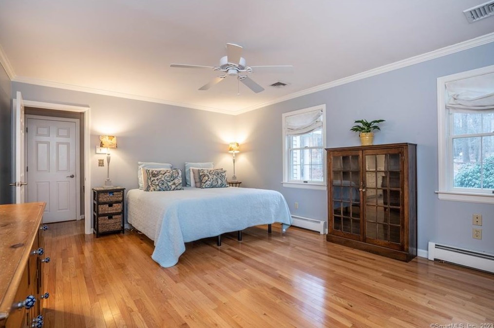 34 Taine Mountain Rd, Unionville CT  06013-1912 exterior