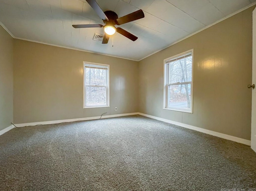 39 Orchard St, Winsted CT  06098-1919 exterior