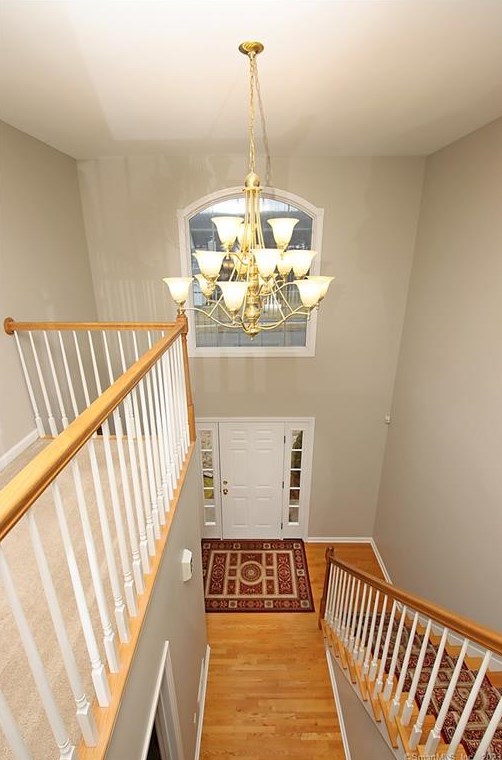 31 Meadow Brook Pl, Union City CT  06770-4789 exterior