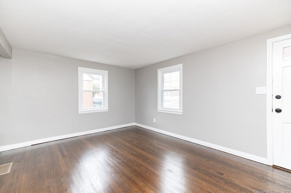 171 Roosevelt St, Hartford CT  06114-3049 exterior