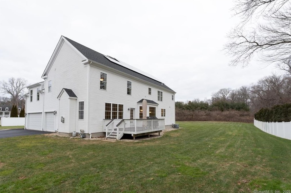 46 Allison Dr, Madison CT  06443-2174 exterior