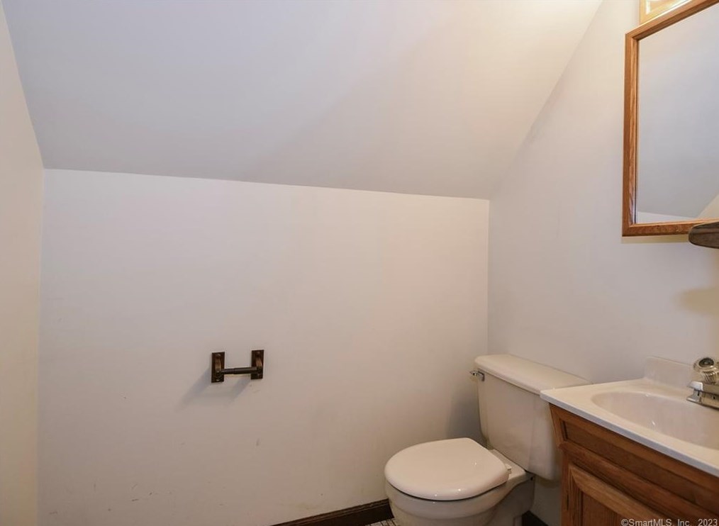 46 Marshall Rd, Meriden CT  06450-5922 exterior