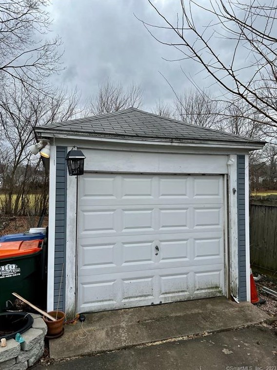 61 N Pearl St, Meriden, CT 06450