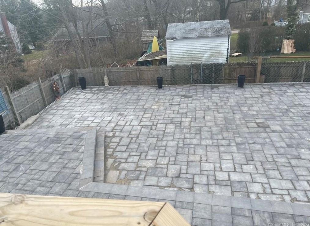 18 Broad St, Pawcatuck CT  06379-1927 exterior