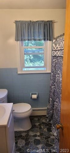 20 Hyvue Dr, Newtown CT  06470-1720 exterior