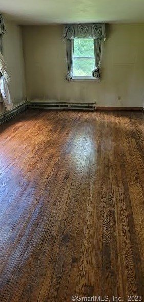 20 Hyvue Dr, Newtown CT  06470-1720 exterior