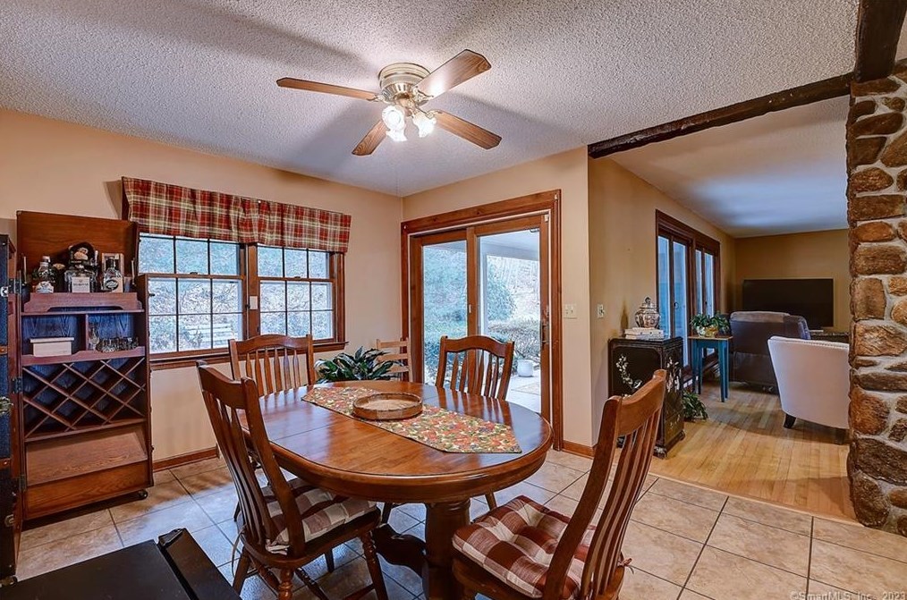41 Trout Brook Dr, Union City CT  06770-5024 exterior