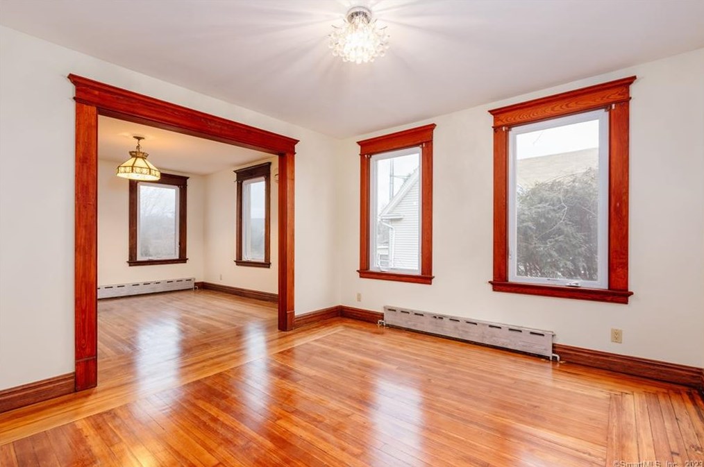 46 Manila St, Watertown CT  06779-1908 exterior