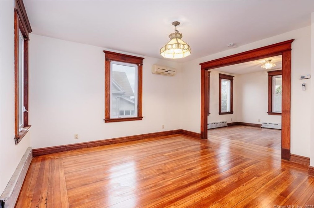 46 Manila St, Watertown CT  06779-1908 exterior