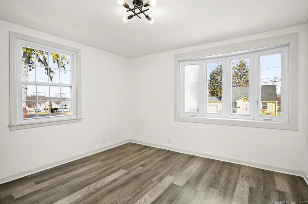 206 Hoadley St, Union City CT  06770-2537 exterior