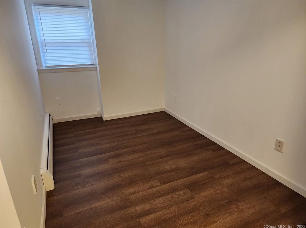 861 Curtis St, Meriden CT  06450-6602 exterior