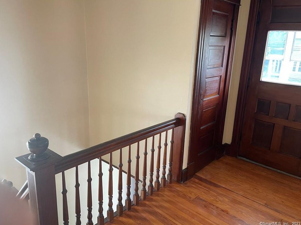 142 Atkins St, Meriden CT  06450-3468 exterior
