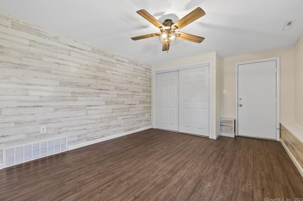 42 Kanter Dr, Vernon CT  06066-5440 exterior