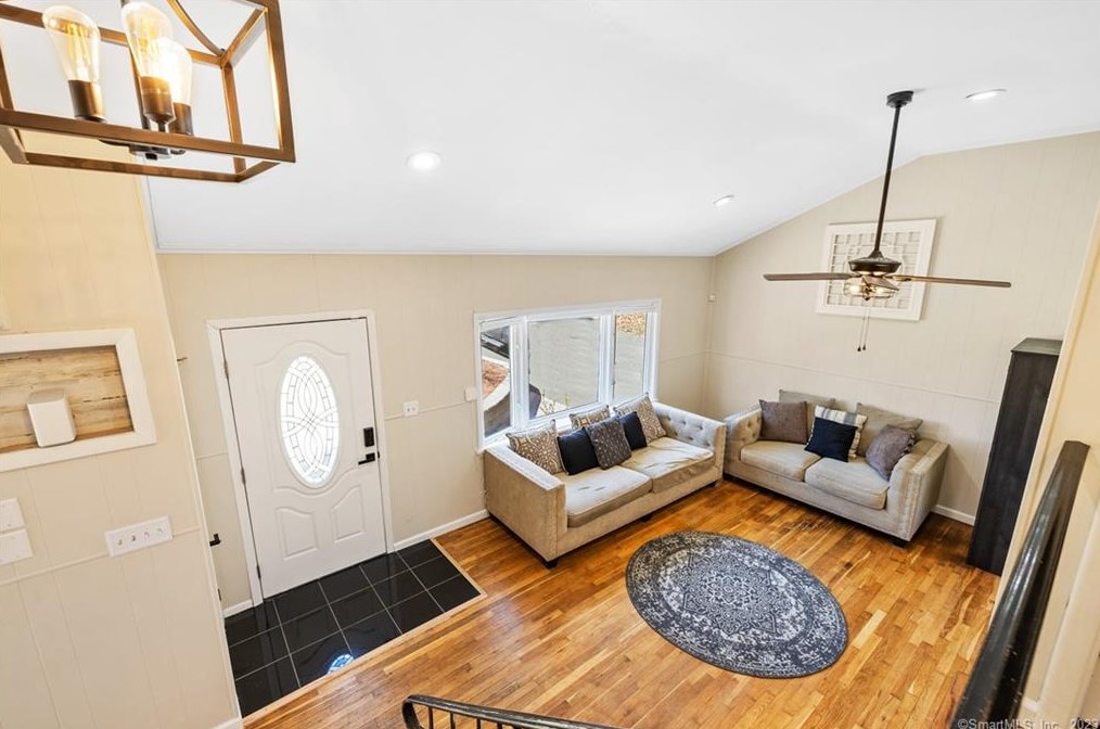 42 Kanter Dr, Vernon CT  06066-5440 exterior