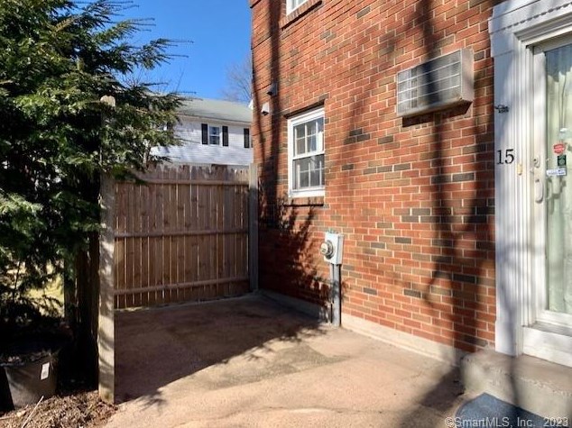 15 Brandywine Ln, Suffield CT  06078-2136 exterior