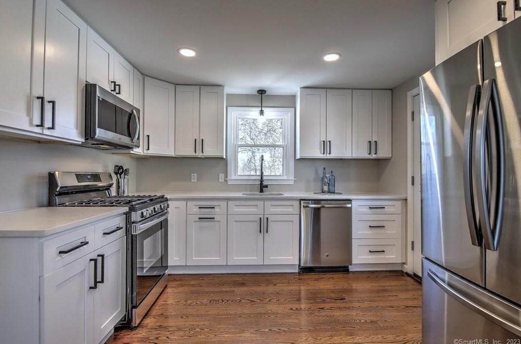 62 Prospect Place Ext, New Haven CT  06512-3741 exterior