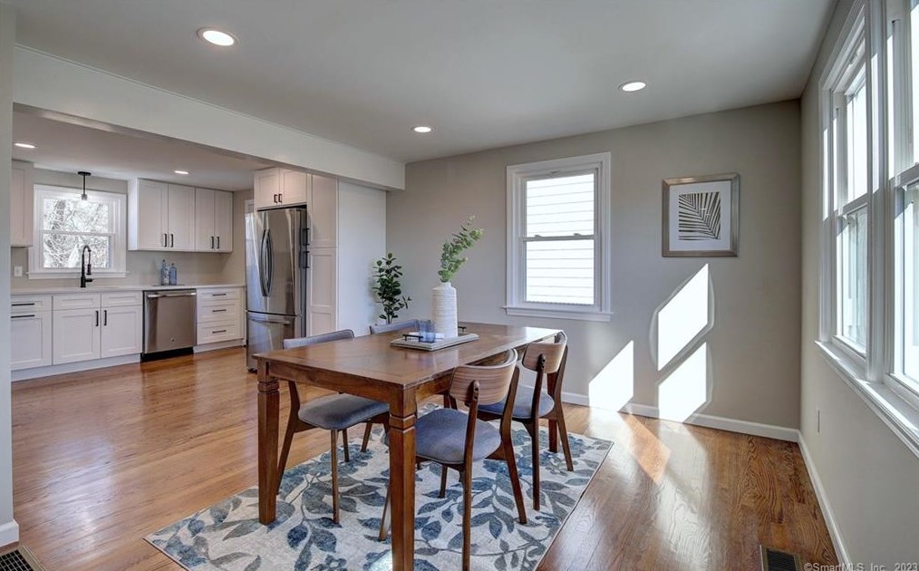 62 Prospect Place Ext, New Haven CT  06512-3741 exterior