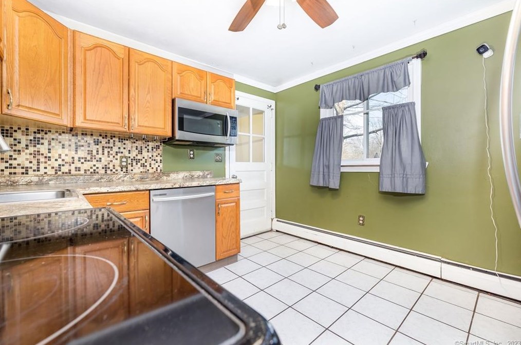59 Concord St, Hartford CT  06119-1306 exterior