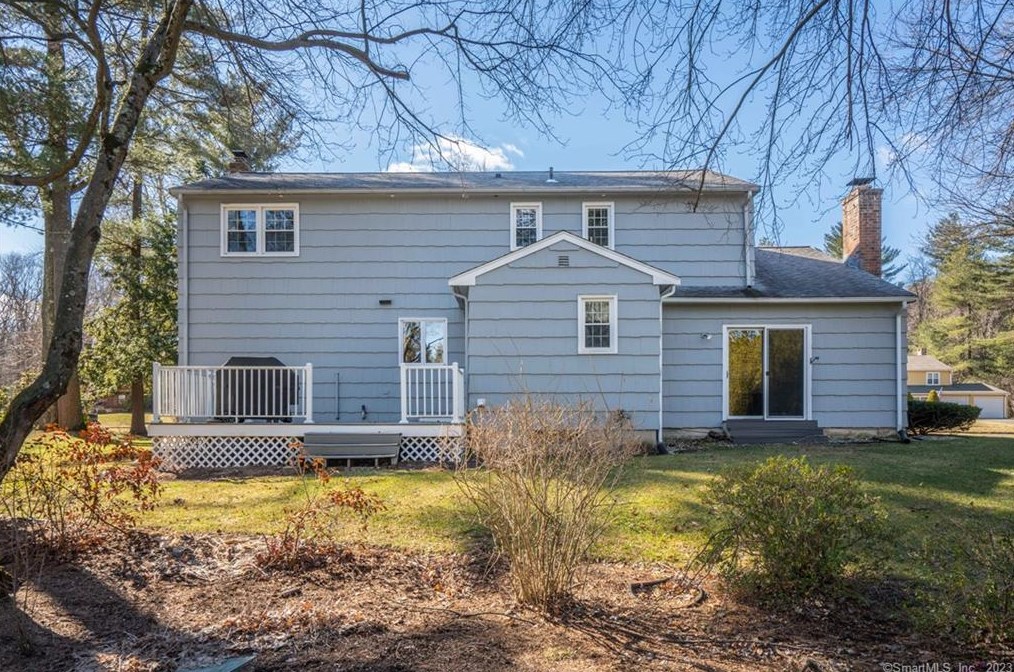 6 Hampshire Ln, Simsbury CT  06070-1224 exterior