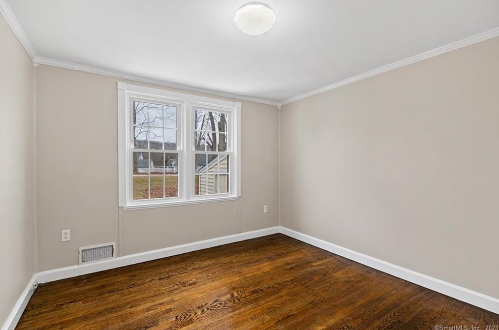 23 Foote Rd, New Haven CT  06512-2504 exterior